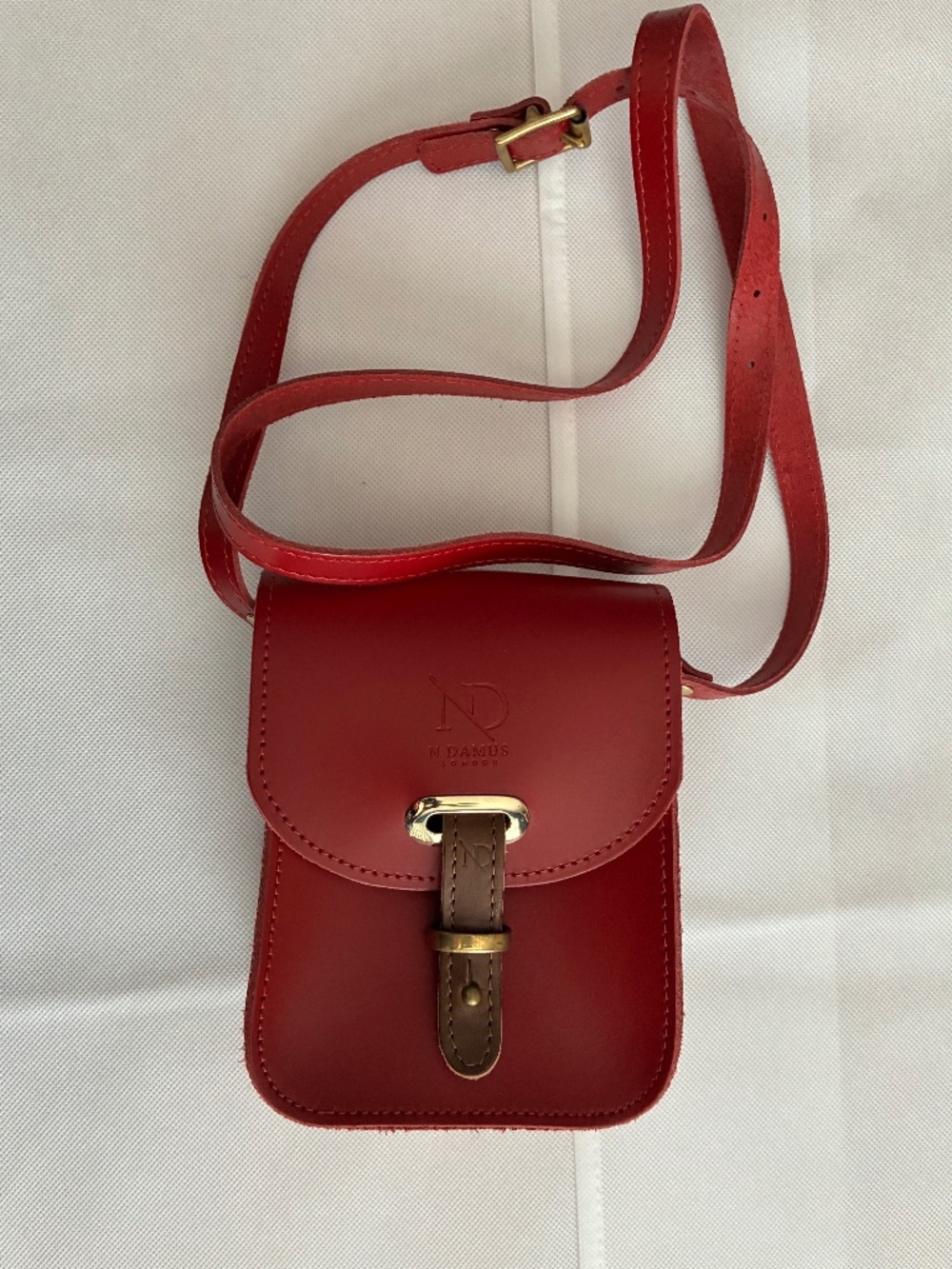N’Damus London Red Leather Crossbody Bag – Excellent Condition
